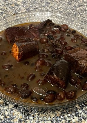 Una foto de Alubias negras de Tolosa