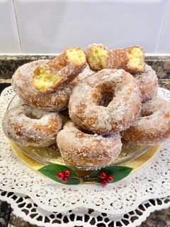 Una foto de Roscos de naranja muy esponjosos, sin gluten