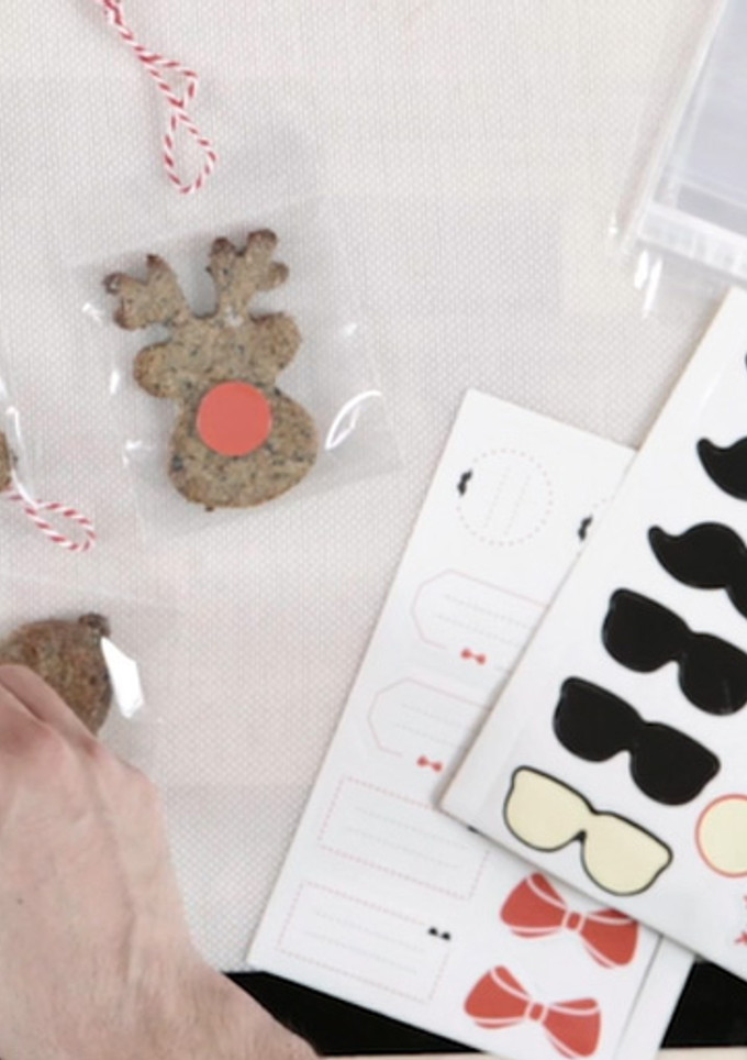 Una foto de Galletas navideñas sin azúcar  | Kit Cookies Christmas - Lékué