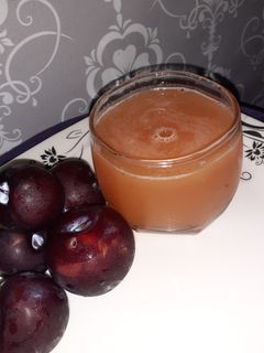 A picture of Plum juice.