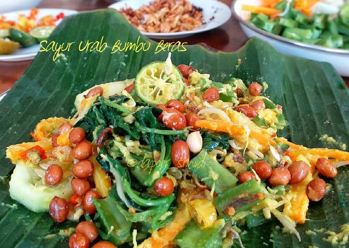 Resep: Sayur Urab Bumbu Beras Ekonomis