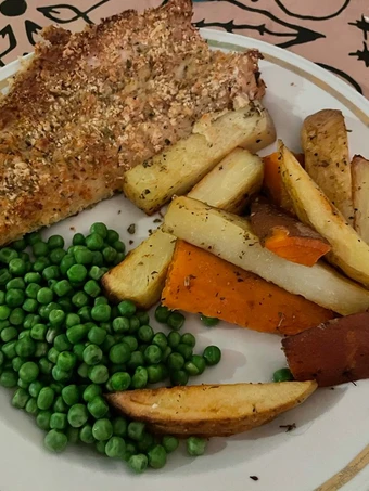 Easy Way Make Recipe Baked Fish and Chips that is So Delicious, Can Spoil the Tongue}