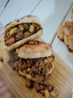 A picture of Curried Mince.