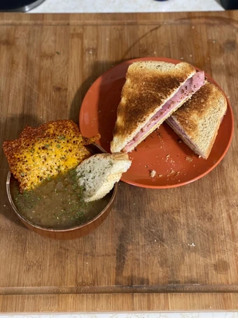 Easy Ways Prepare|Recipe} French Onion Soup the So Delicious