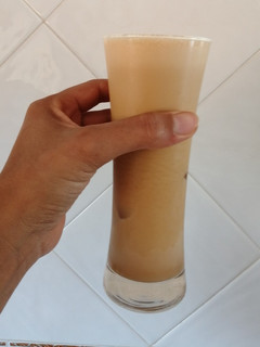 Una foto de Café frío con coñac