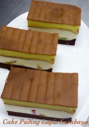 Foto resep Puding Lapis Surabaya