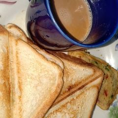 A picture of Aloo sandwich.