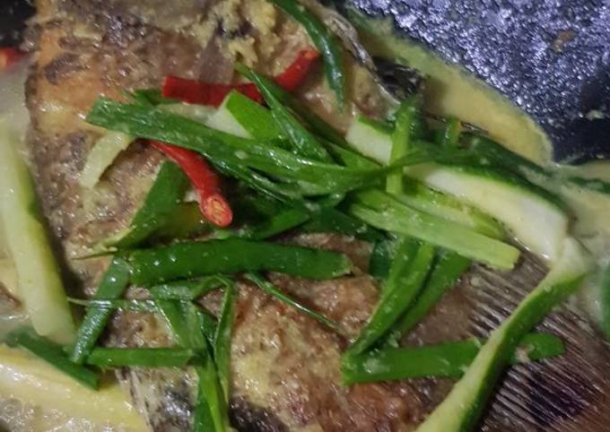 Resep Gurame bumbu kuning yang Enak