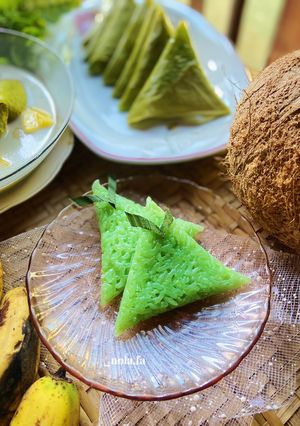 Foto resep Ketan Segitiga Kuah Santan