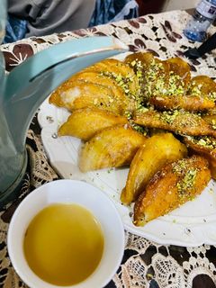 صورة لوصفة قطايف بالقشطة والجبن الكريمي