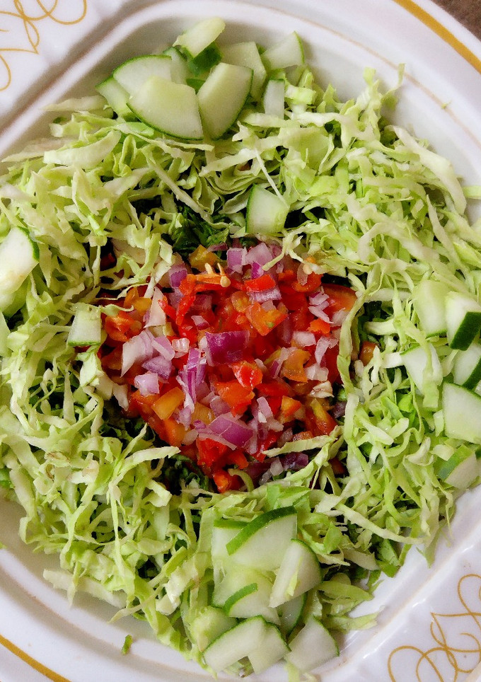 A picture of Simple salad.