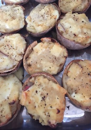 A picture of Loaded Potato Skins.