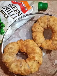 A picture of Ring samosa.