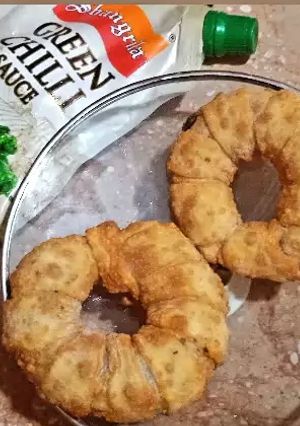 A picture of Ring samosa.