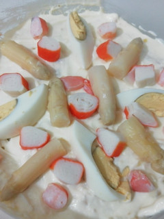 Una foto de Ensaladilla rusa de marisco