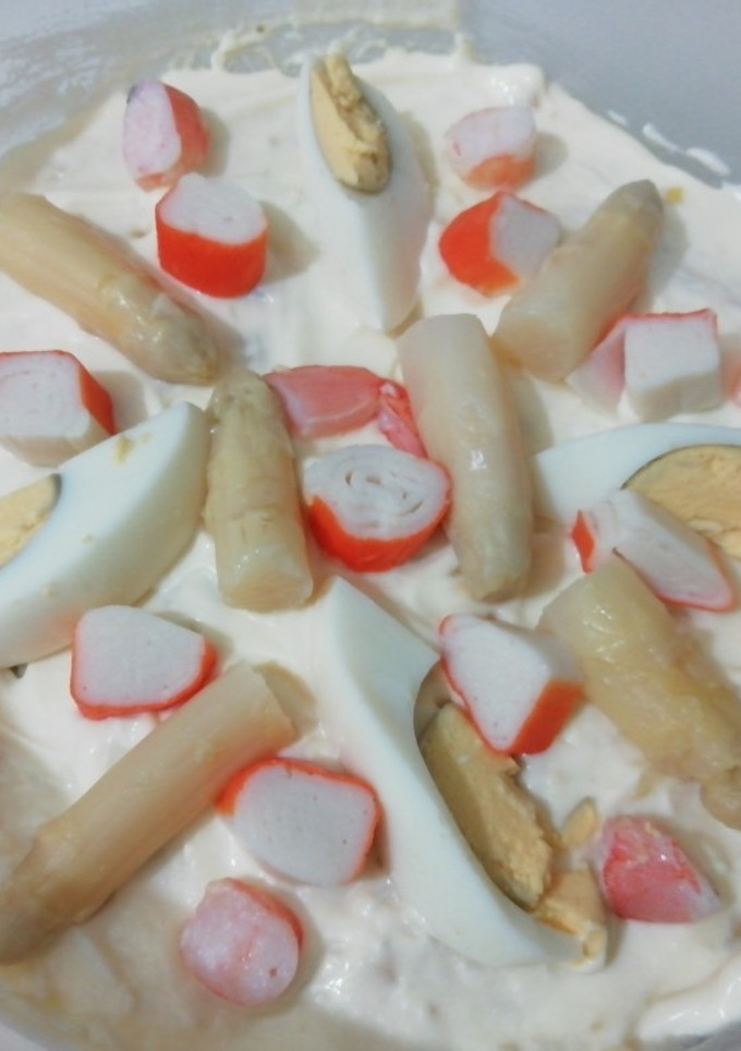 Una foto de Ensaladilla rusa de marisco