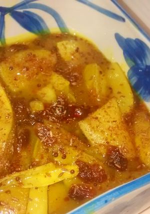 A picture of Bengali Mango Chutney/Aam er Chutney.