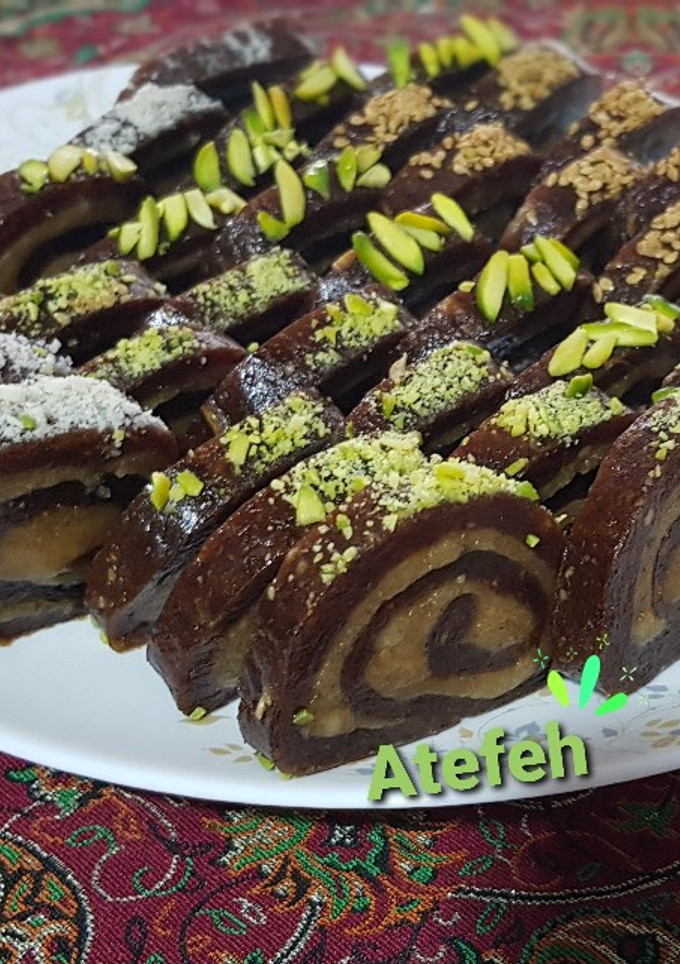 عکسی از دستور رولت خرما وحلوا 😋