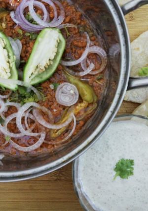 A picture of Tandoori qeema karahi.