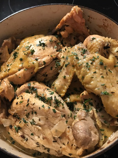 Une photo de Poulet en cocotte au cidre et à l’estragon