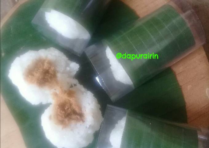 Lemper isi abon sapi