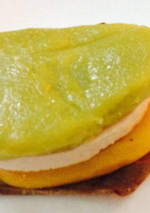 Hình của món Bánh dầy tam sắc.