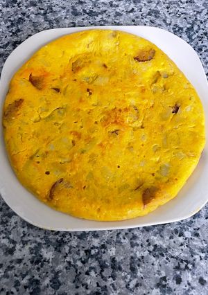 Una foto de Tortilla de patata con chorizo