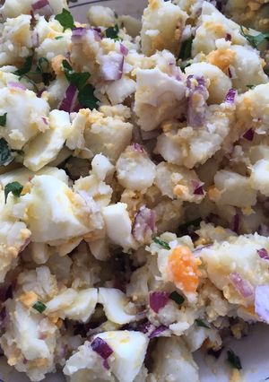 A picture of Romanian Potato Salad.