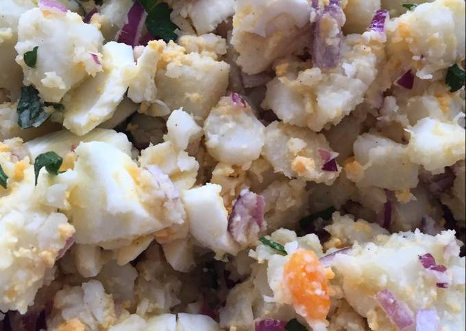 How to Make Quick Romanian Potato Salad