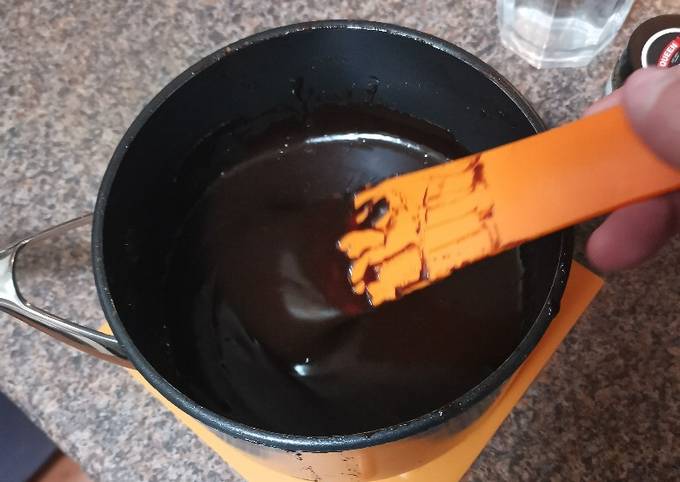 Hot fudge sauce