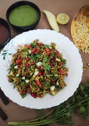 મમરાની ચટપટી ભેળ રેસીપી મુખ્ય ફોટો