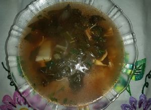 Una foto de Sopa de acelga y chayote