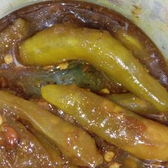 A picture of Chilli pickle.