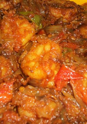 A picture of Prawns masala.
