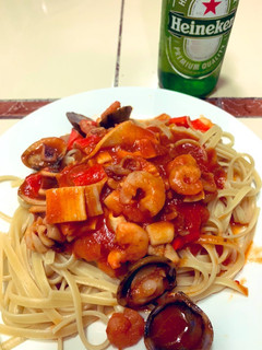 Una foto de Linguini en salsa de mariscos