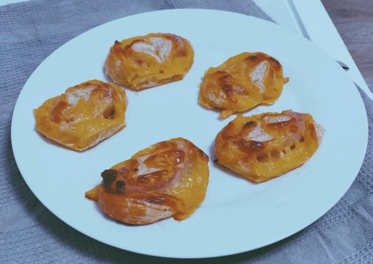 Palmeritas de jamón York y queso