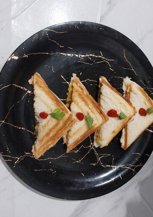 A picture of Raw banana and potato Masala Sandwich.