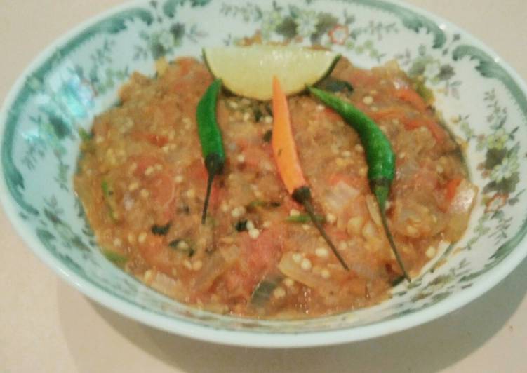 Begun bhorta/mashed eggplant/bringal bhorta