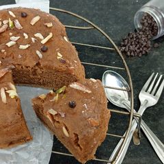 A picture of Eggless Wheat Cake.