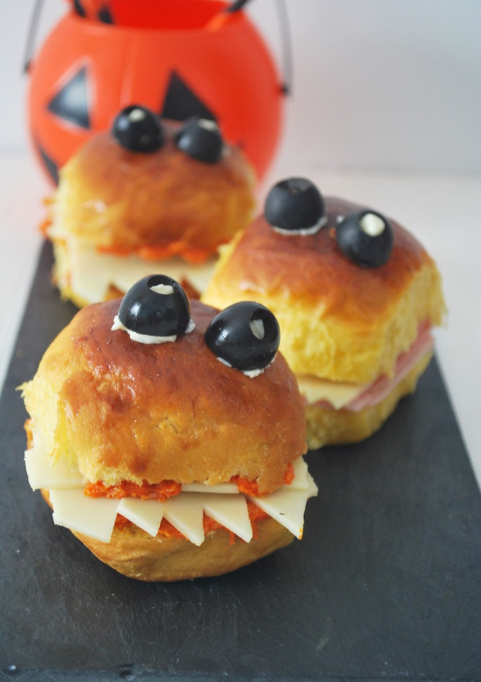 Una foto de Bocadillos monstruosos