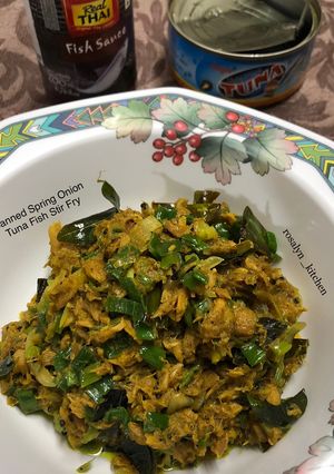A picture of Canned Spring Onion Tuna Fish Stir Fry.