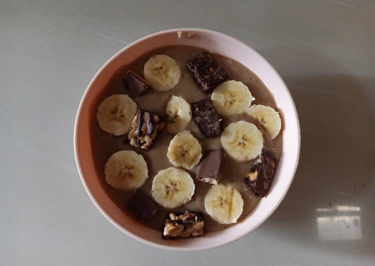 Langkah Mudah untuk Menyiapkan Bavocado Smoothie Bowl yang Lezat Sekali