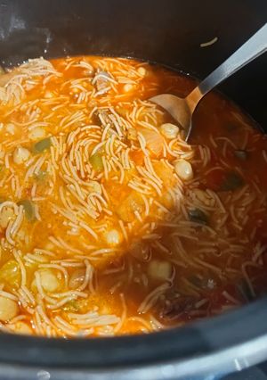 Una foto de Sopa de Fideos y Garbanzos