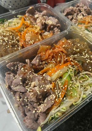 Hình của món Miến trộn Japchae (잡채) - Ẩm thực Hàn Quốc.