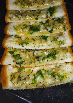 A picture of Garlic bread stick.