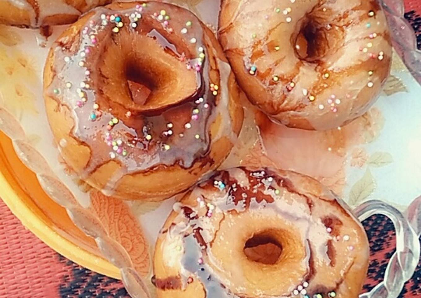 Tittle: doughnut