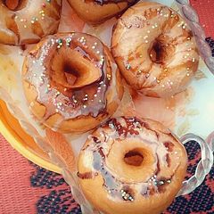 A picture of Tittle: doughnut.