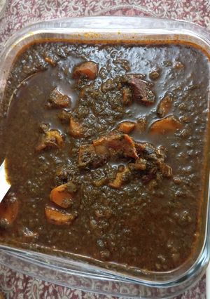 عکسی از دستور خورشت گشنیز اسفناج