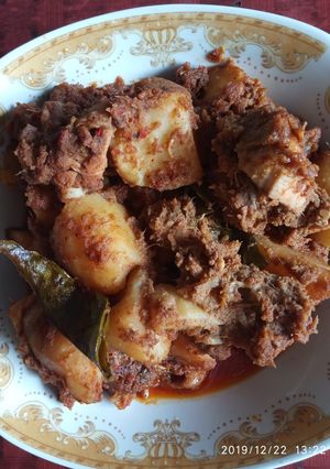 Foto resep Rendang ayam campur kentang