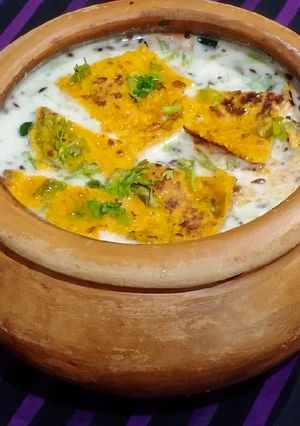 A picture of Chilla Raita.
